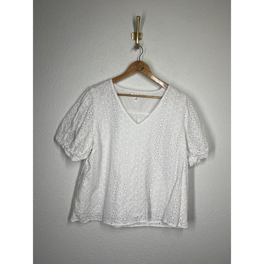 Draper James White Eyelet V- Neck Top Size XXL